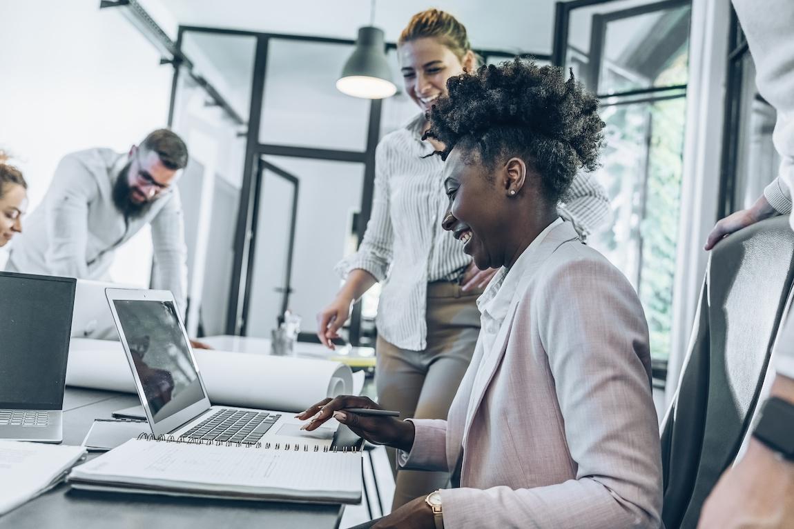 Positieve werksfeer en krachtig leiderschap in verbinding onder begeleiding van MIND vol POWER